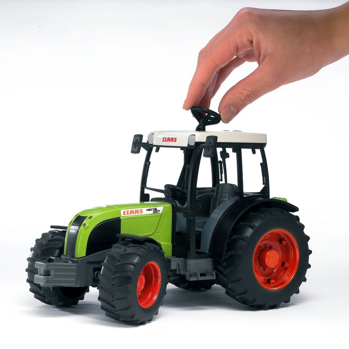 Трактор Claas Nectis 267 F