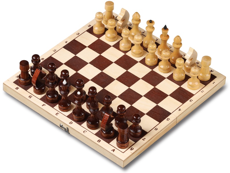Шахматы обиходные лакированные в комплекте с доской
