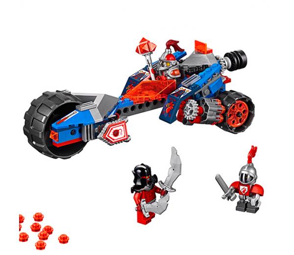 Конструктор LEGO Нексо Молниеносная машина Мэйси