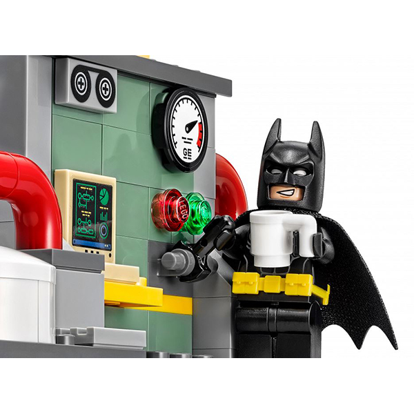 Конструктор LEGO Фильм Бэтмен Ледяная атака Мистера Фриза