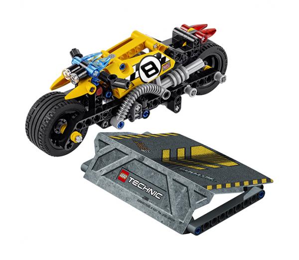 Конструктор LEGO Техник Мотоцикл для трюков