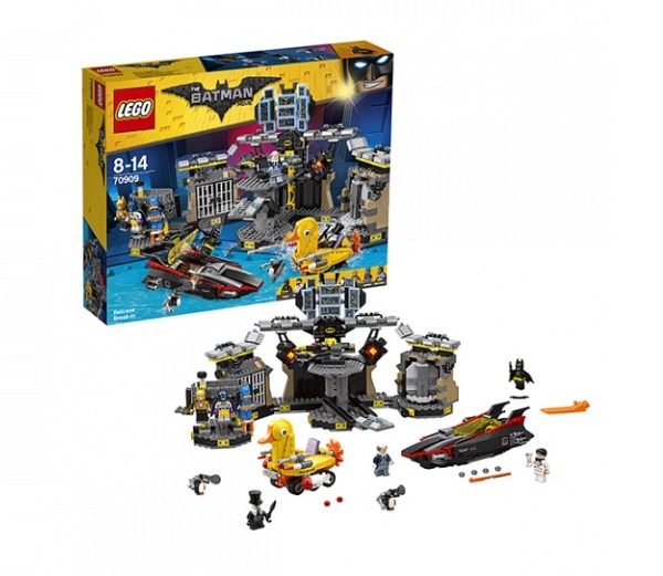 Конструктор LEGO Фильм Бэтмен Нападение на Бэтпещеру