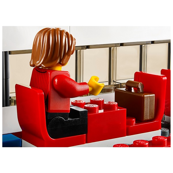 Конструктор LEGO Город Скоростной пассажирский поезд