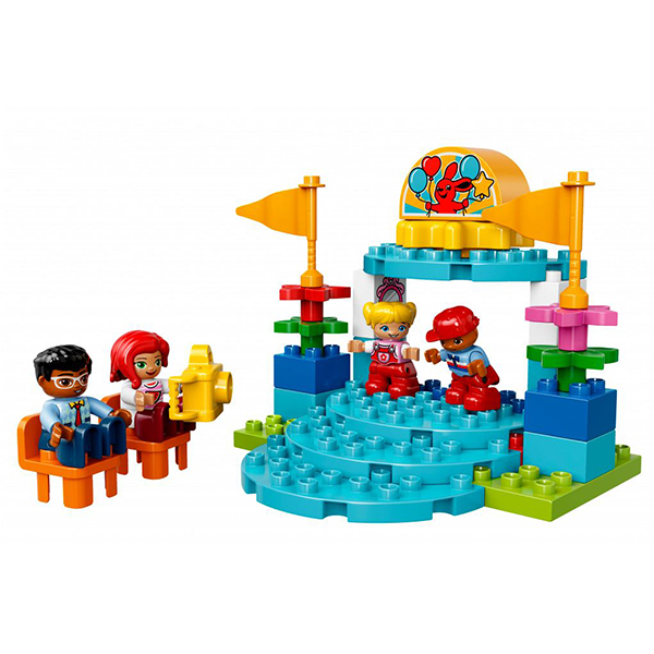 Конструктор LEGO Дупло Семейный парк аттракционов
