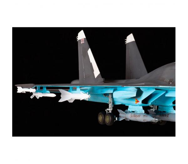 К/М Российский истребитель-бомбардировщик Су-34