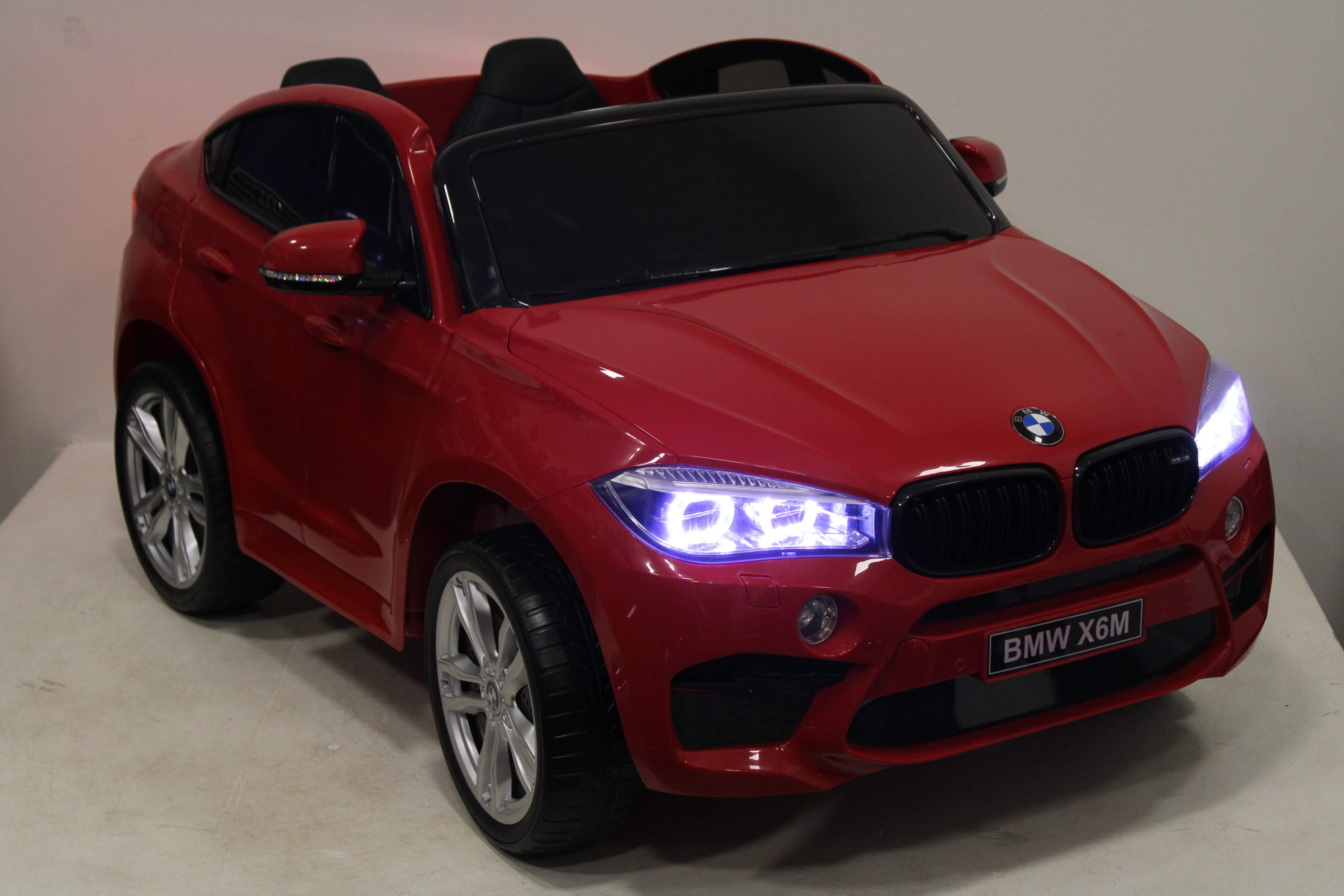 Детский электромобиль BMW x6m двухместный