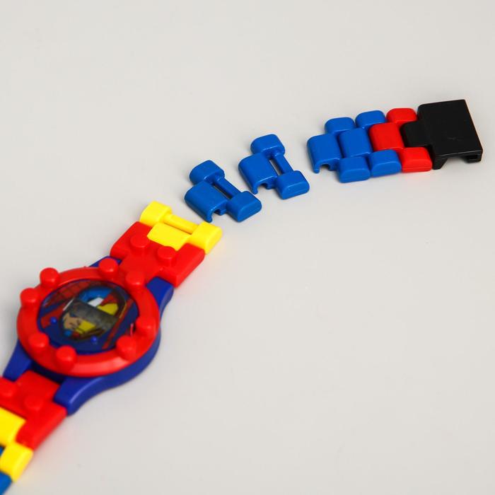 Часы наручные электронные Супергерои Мстители с ремешком-конструктором